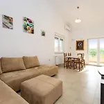 1 Bedroom Beautiful In * Kruševo