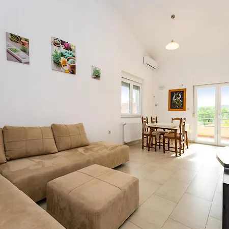 1 Bedroom Beautiful In * Krusevo (Zadar)