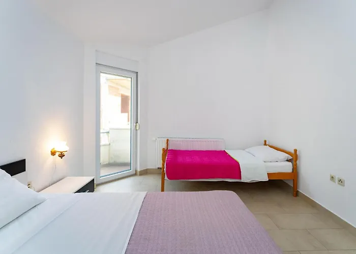 شقة 1 Bedroom Cozy In