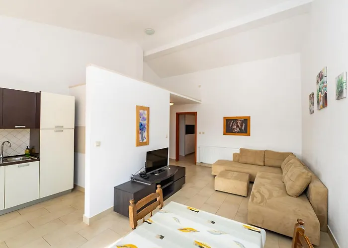 1 Bedroom Cozy In شقة *