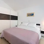 1 Bedroom Beautiful In Kruševo